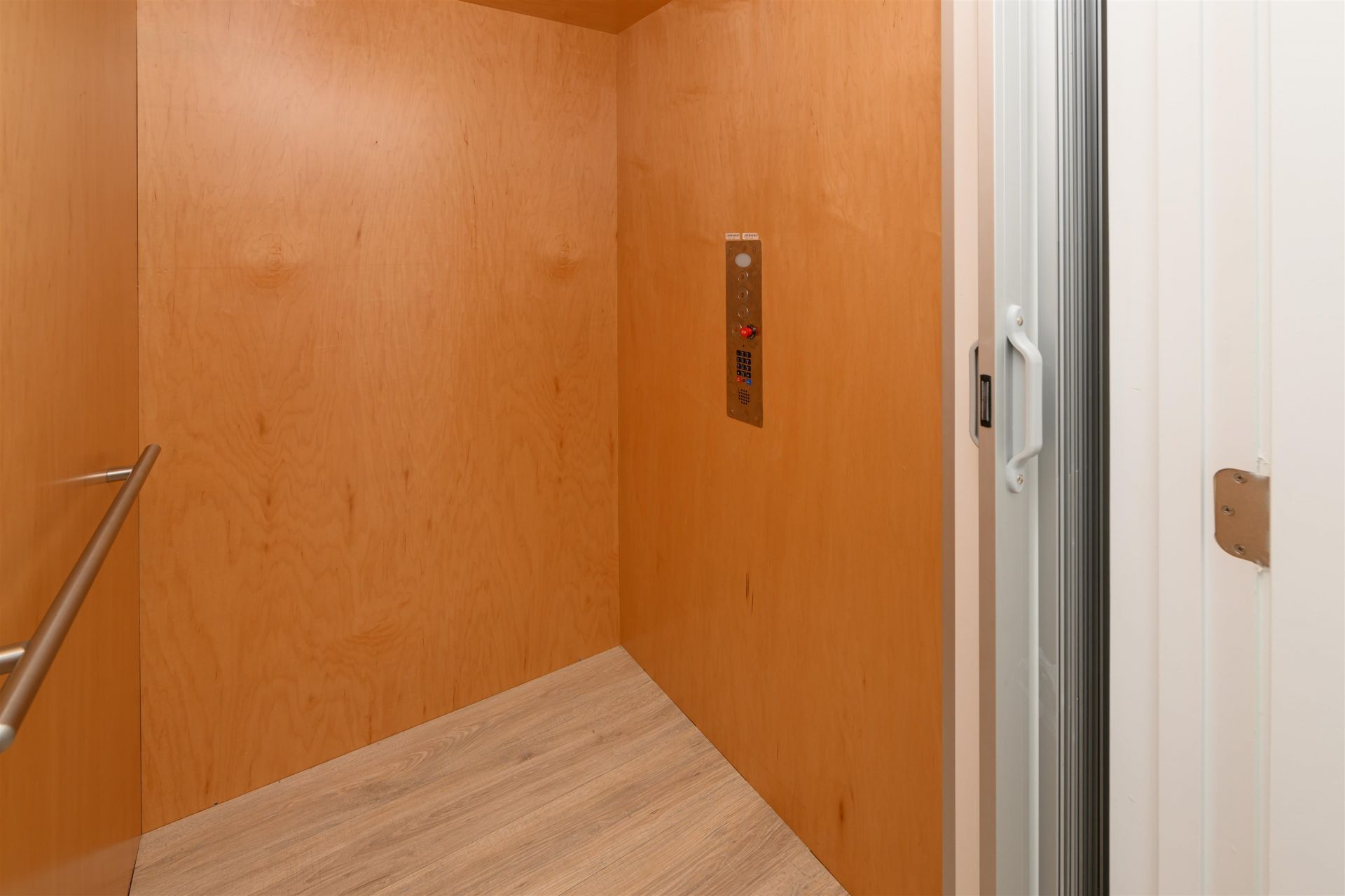 112-a 7th Ave. N  Photo 15