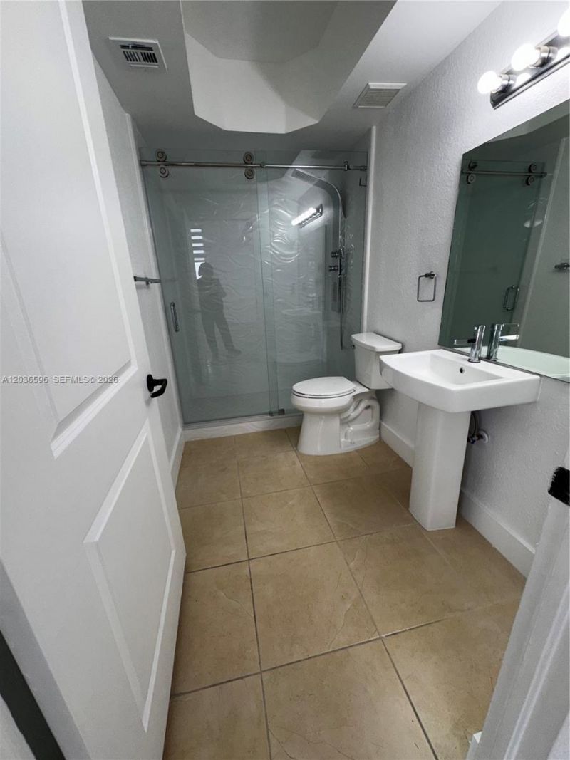 2301 SW 27th Ave, Unit 503, Miami, FL 33145 Photo