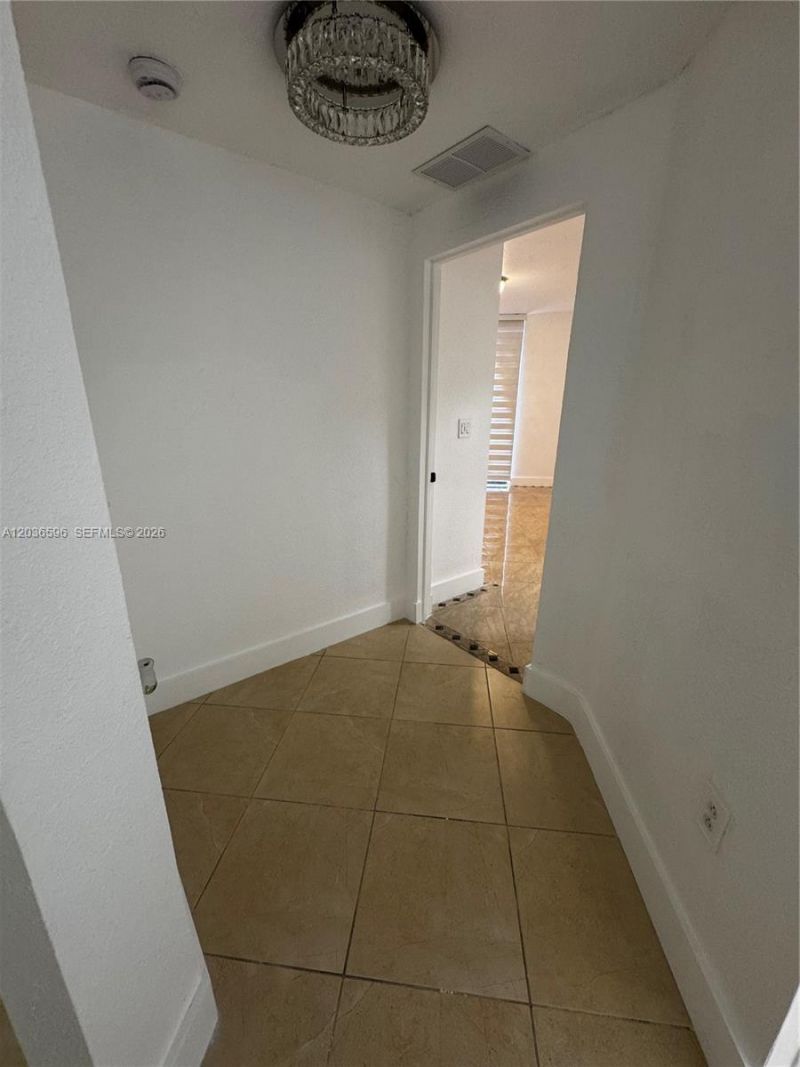 2301 SW 27th Ave, Unit 503, Miami, FL 33145 Photo