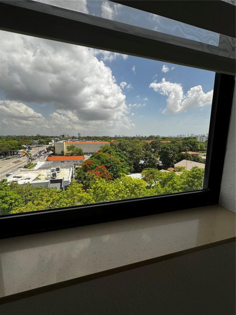 2301 SW 27th Ave, Unit 503, Miami, FL 33145 Photo