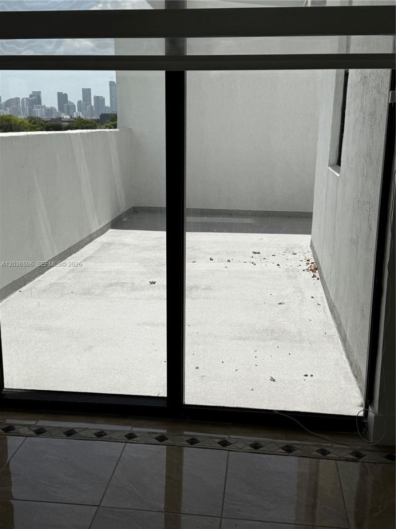 2301 SW 27th Ave, Unit 503, Miami, FL 33145 Photo