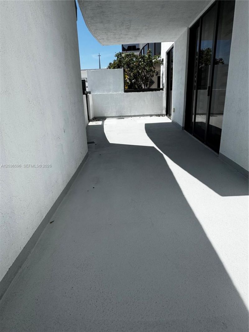 2301 SW 27th Ave, Unit 503, Miami, FL 33145 Photo