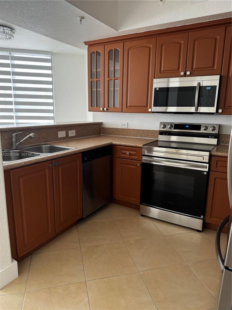 2301 SW 27th Ave, Unit 503, Miami, FL 33145 Photo