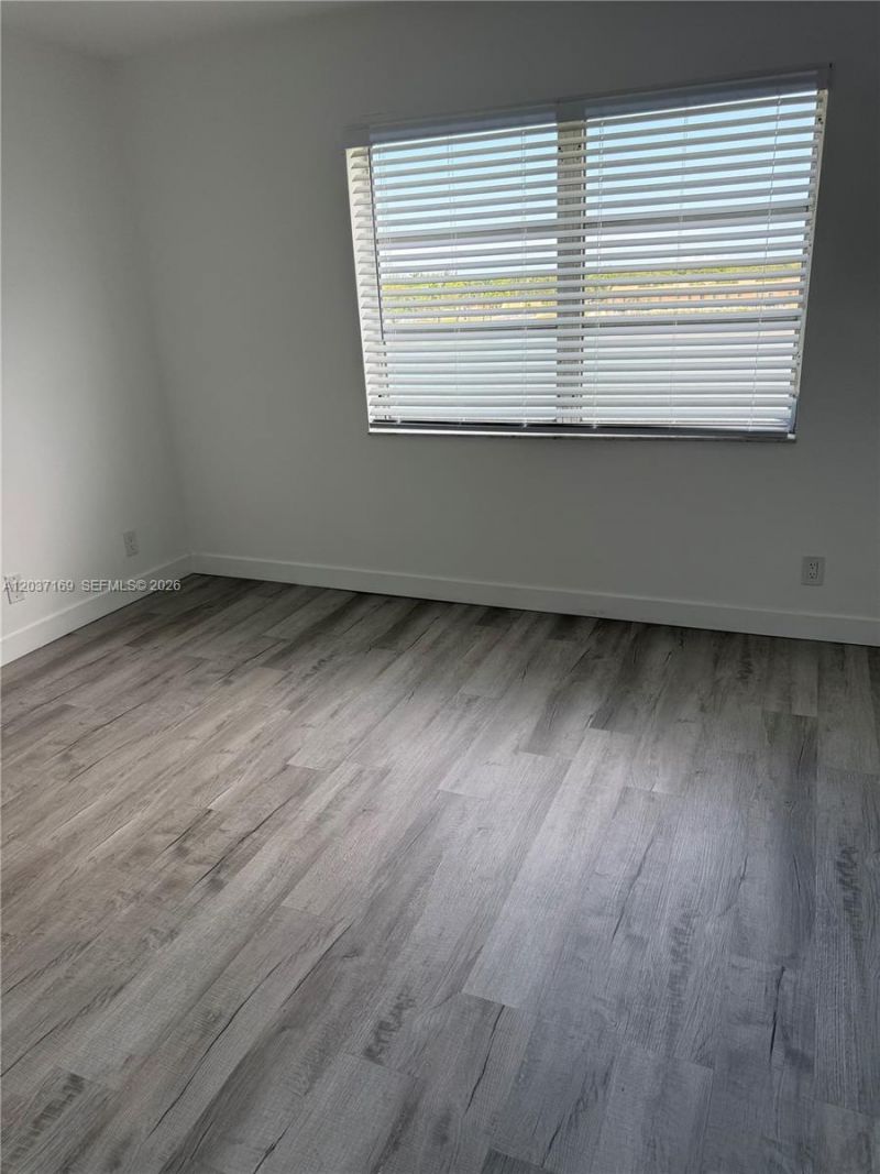 8710 N Sherman Cir, Unit 506, Miramar, FL 33025 Photo