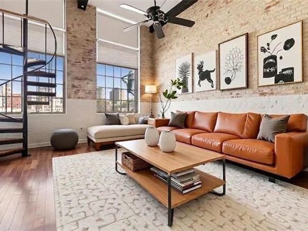 920 POEYFARRE Street, Unit 225, New Orleans, LA 70130