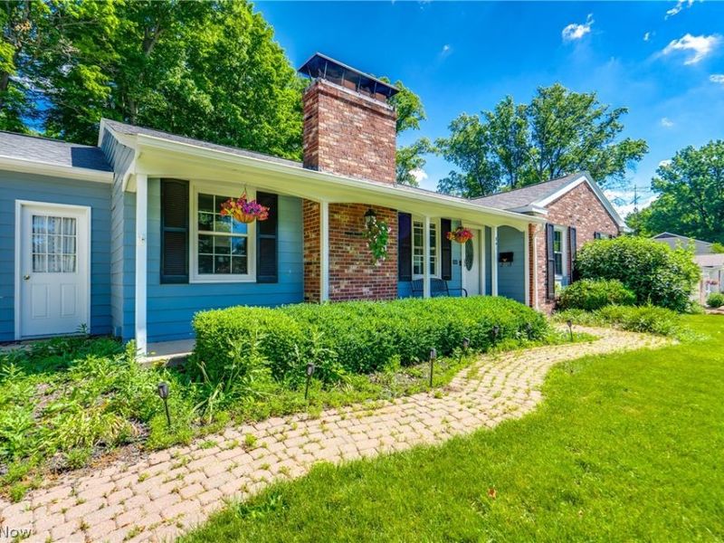 841 W Milton Street , Alliance, OH 44601 Photo 4