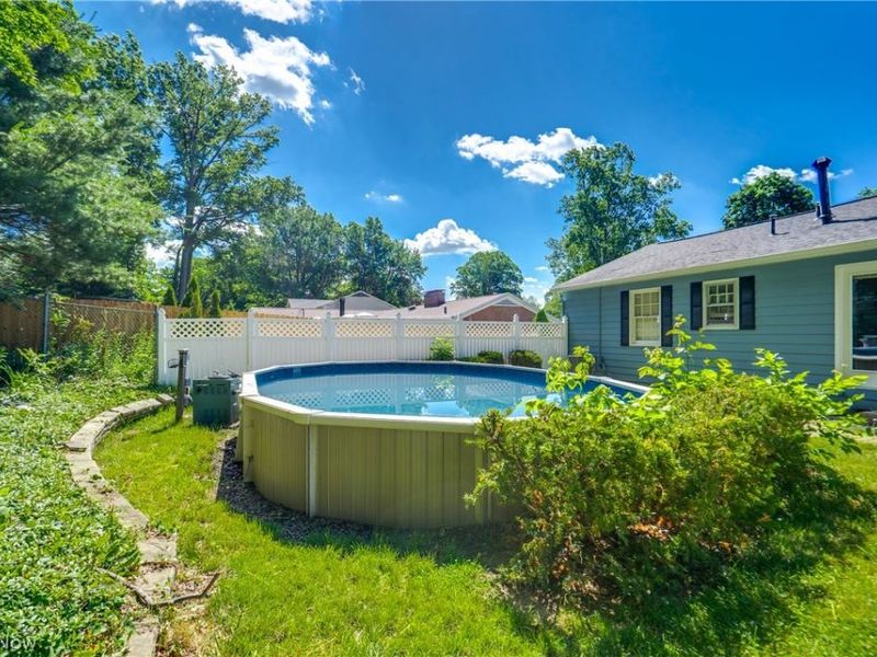 841 W Milton Street , Alliance, OH 44601 Photo 5