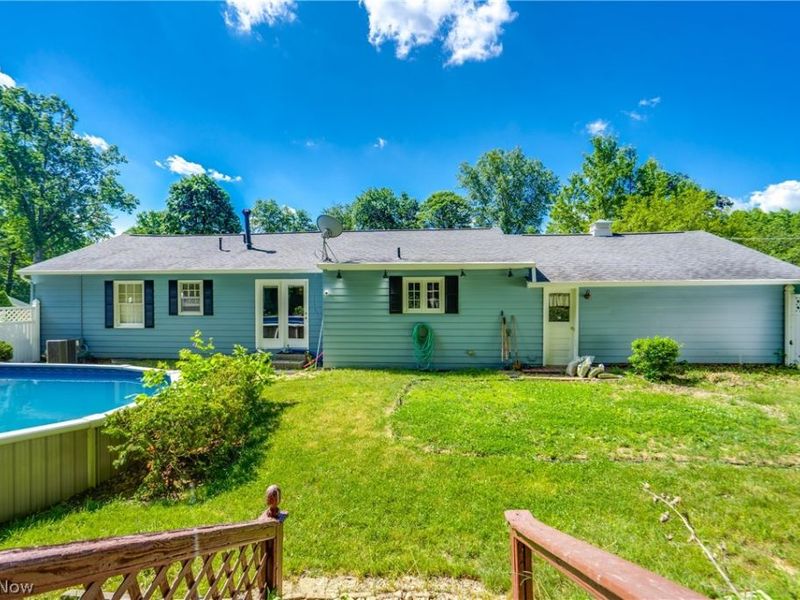 841 W Milton Street , Alliance, OH 44601 Photo 9