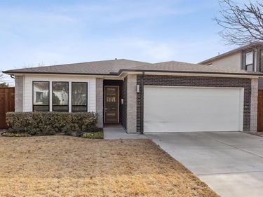 4618 Newmore Avenue , Dallas, TX 75209