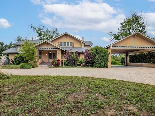 902 Crothers Avenue, Brady, TX 76825