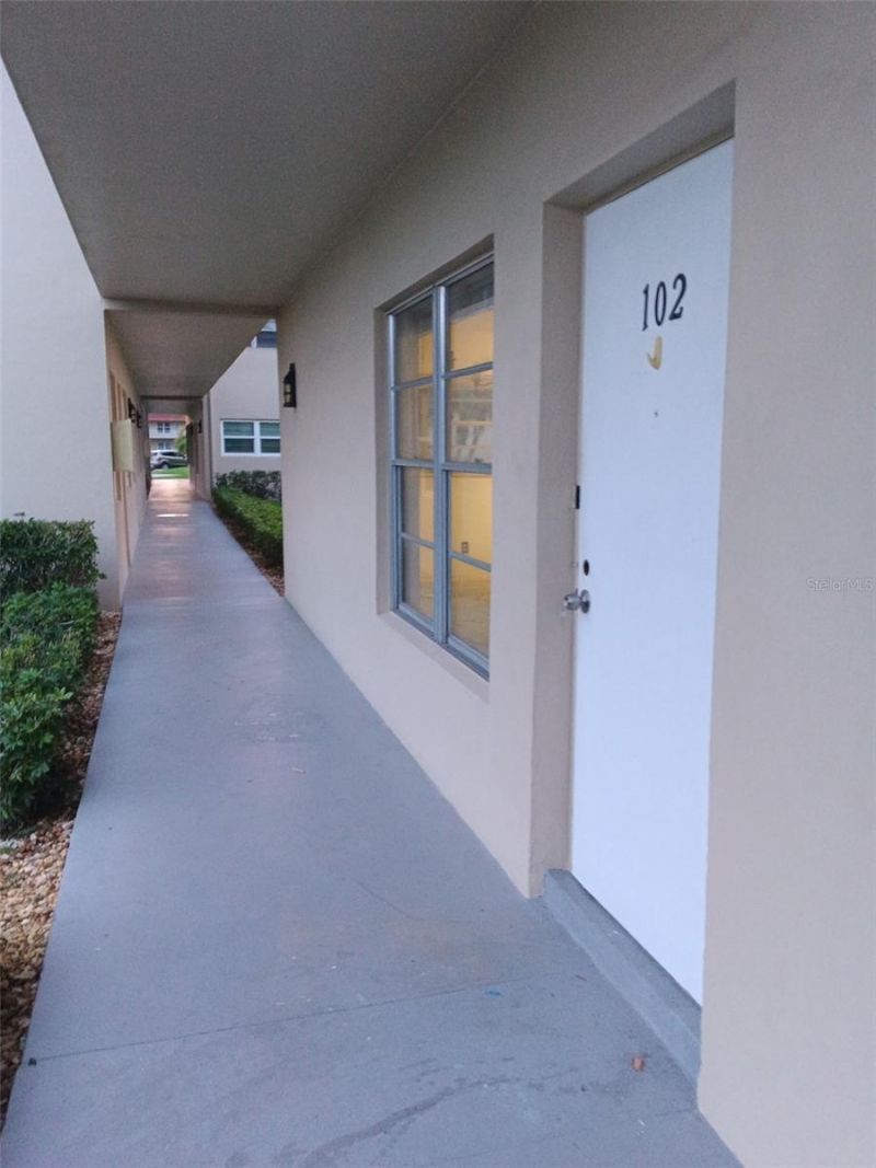 57 Woodland Drive, Unit 102, Vero Beach, FL 32962 Photo