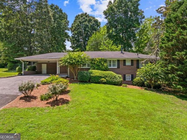 204 Sherwood Drive, Calhoun, GA 30701
