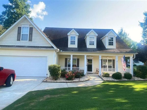 5 Park Forest Curve, Newnan, GA 30265