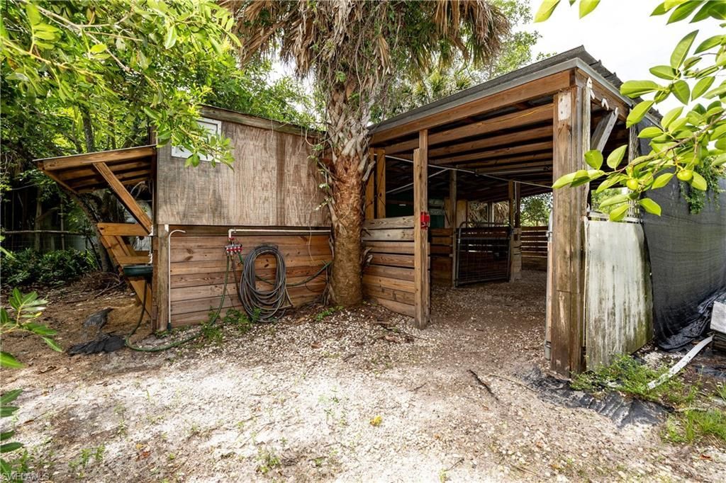 7697 Beach Daisy Ln , Bokeelia, FL 33922 Photo