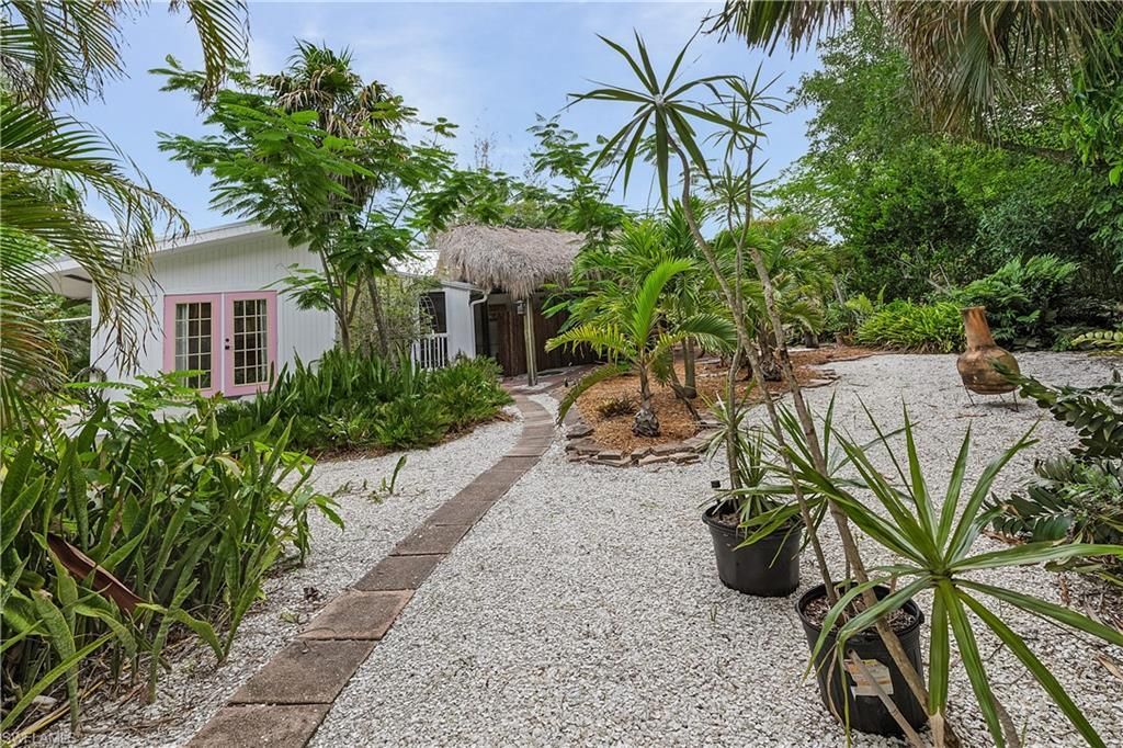7697 Beach Daisy Ln , Bokeelia, FL 33922 Photo
