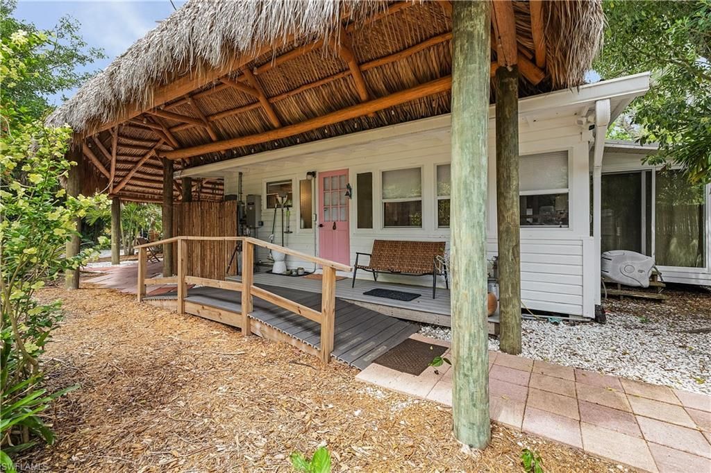 7697 Beach Daisy Ln , Bokeelia, FL 33922 Photo