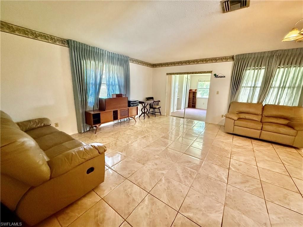 217 Oaklawn Ct, Lehigh Acres, FL 33936 Photo