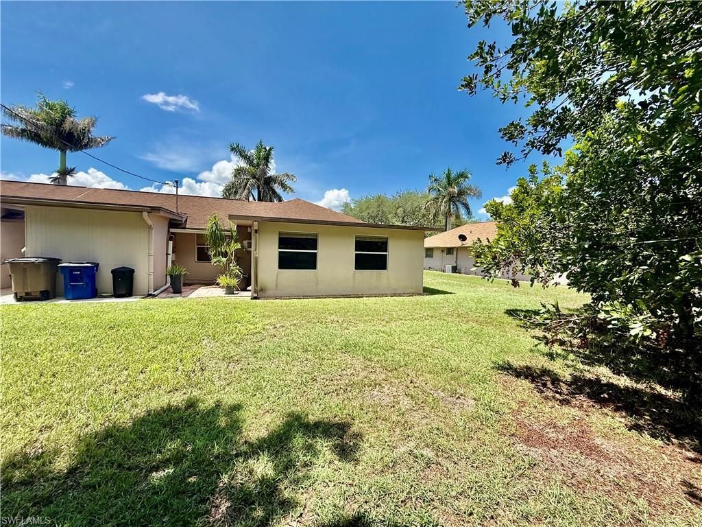 217 Oaklawn Ct, Lehigh Acres, FL 33936 Photo