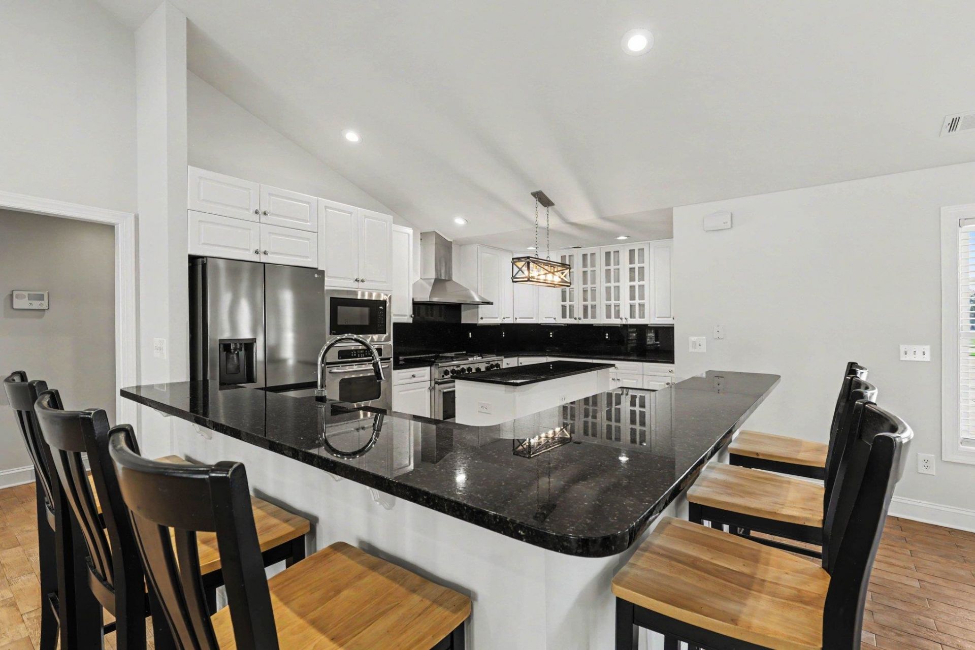 3673 Kingsley Dr. Photo 16