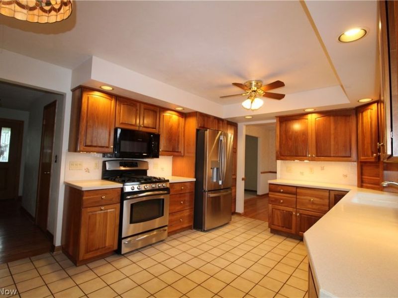 2329 Venloe Drive , Poland, OH 44514 Photo 13