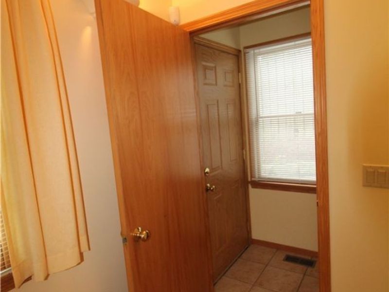 2329 Venloe Drive , Poland, OH 44514 Photo 24