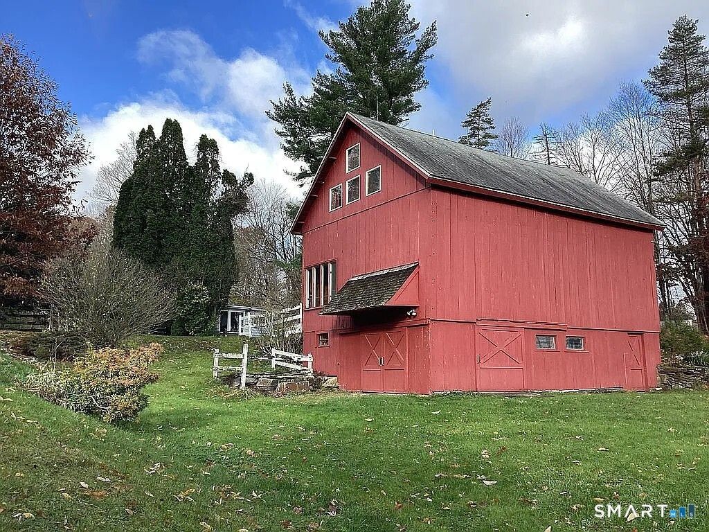 2581 Litchfield , Watertown, CT 06795 Main Photo