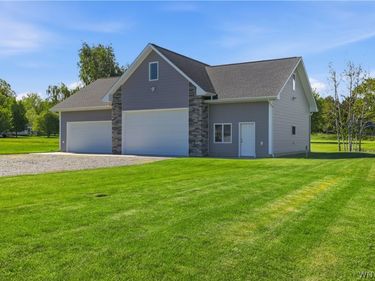 4652 Thilk Drive, Wilson, NY 14172