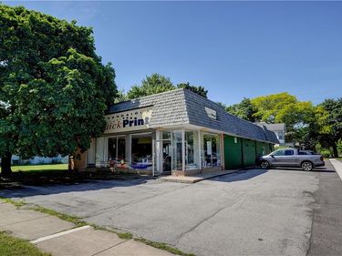 330 South Main Street, Canandaigua, NY 14424
