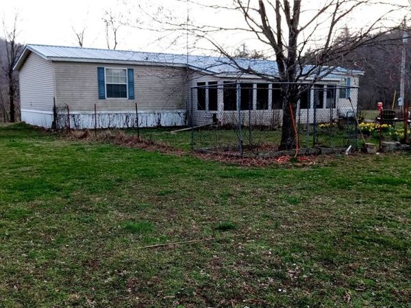281 County Road 9953 , Green Forest, AR 72638