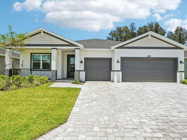 5613 Hampton Park Circle, Vero Beach, FL 32966
