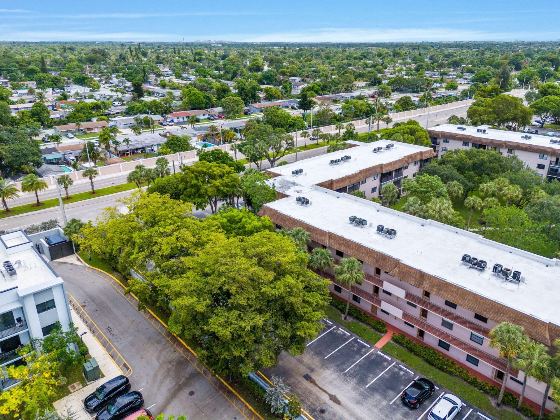 6095 N Sabal Palm Boulevard, Unit 207, Tamarac, FL 33319 Photo