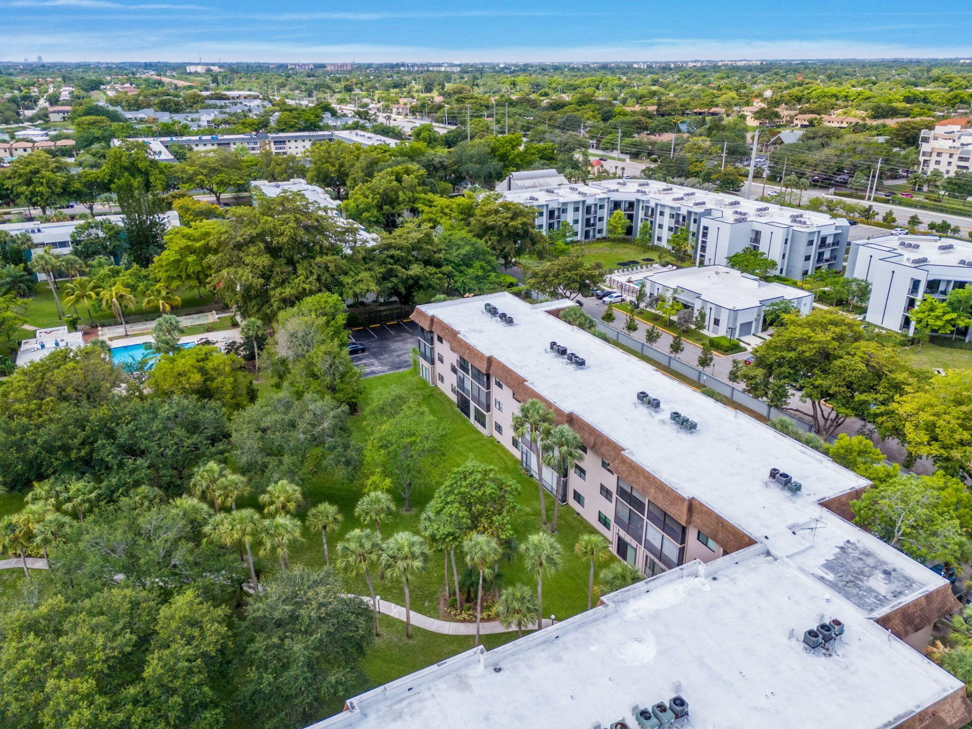 6095 N Sabal Palm Boulevard, Unit 207, Tamarac, FL 33319 Photo