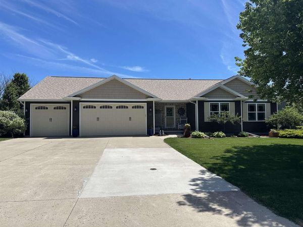 N2290 HOLY HILL DRIVE, Greenville, WI 54942