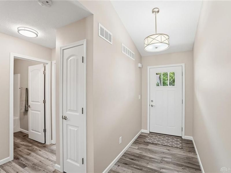 1214 Redbud Circle, Germantown, OH 45327 Photo 7