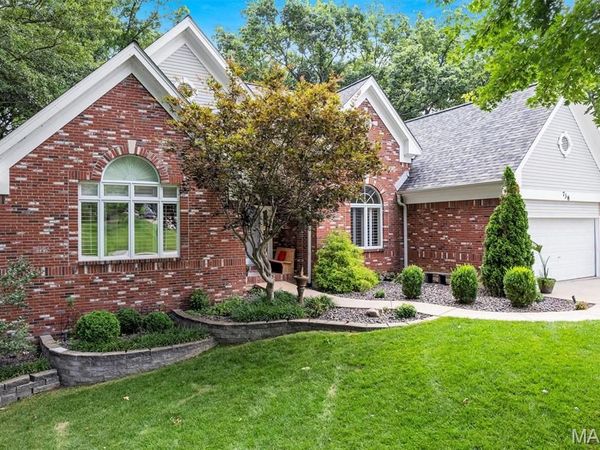 738 High Point Drive , Lake St Louis, MO 63367