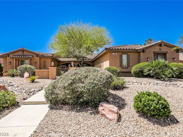7109 Via Campanile Avenue , Las Vegas, NV 89131