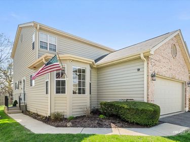 36 Townsend Circle , Naperville, IL 60565