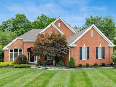 10748 Preston Way, Powell, OH 43065