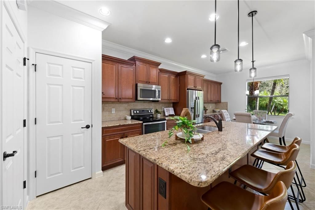 20247 Cypress Shadows Blvd, Estero, FL 33928 Photo