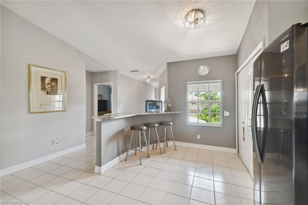 9165 Michael Cir, Unit 1002, Naples, FL 34113 Photo