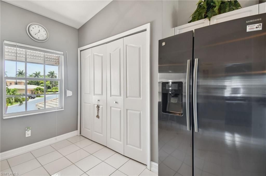 9165 Michael Cir, Unit 1002, Naples, FL 34113 Photo