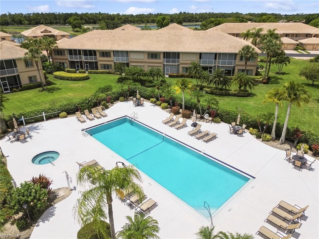 9165 Michael Cir, Unit 1002, Naples, FL 34113 Photo