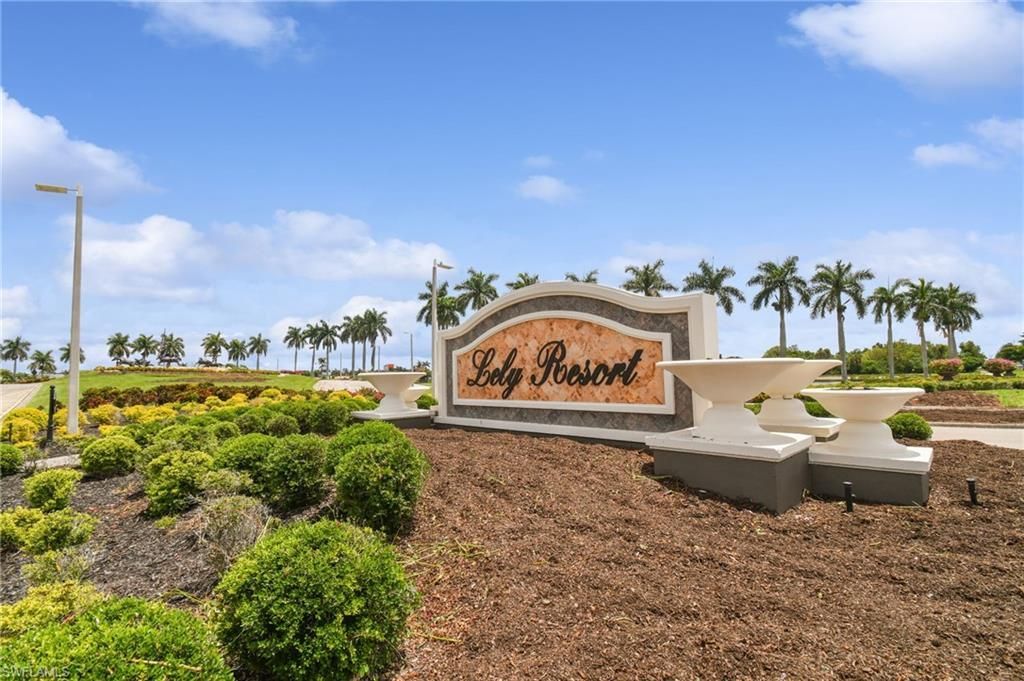 9165 Michael Cir, Unit 1002, Naples, FL 34113 Photo