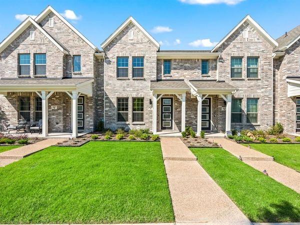 1821 Summer Aura, Mesquite, TX 75181