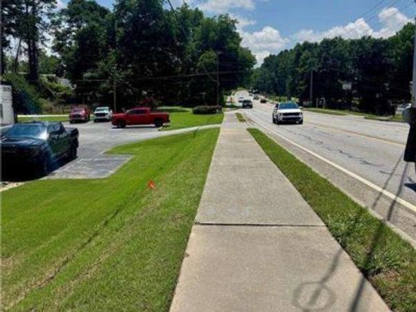 5557 Oakdale Road SE, Mableton, GA 30126