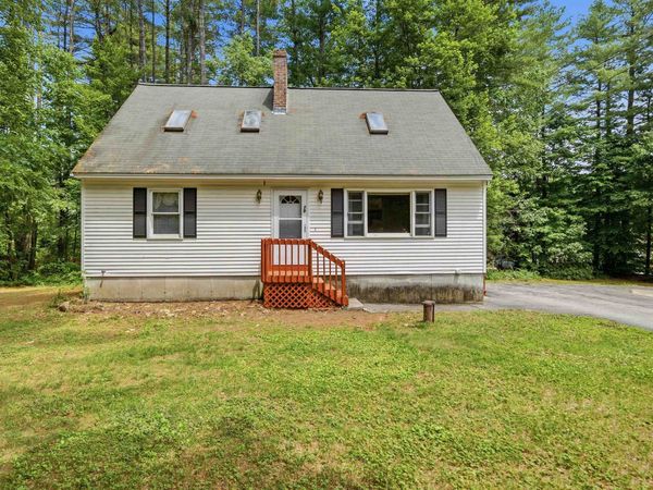 79 Lynchville Park Road, Goffstown, NH 03045