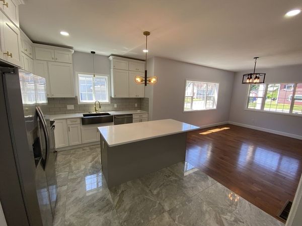 1472 Somerset Ave, Unit 1, Taunton, MA 02780