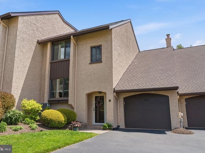 162 Golf Club Drive, Langhorne, PA 19047 Main Photo