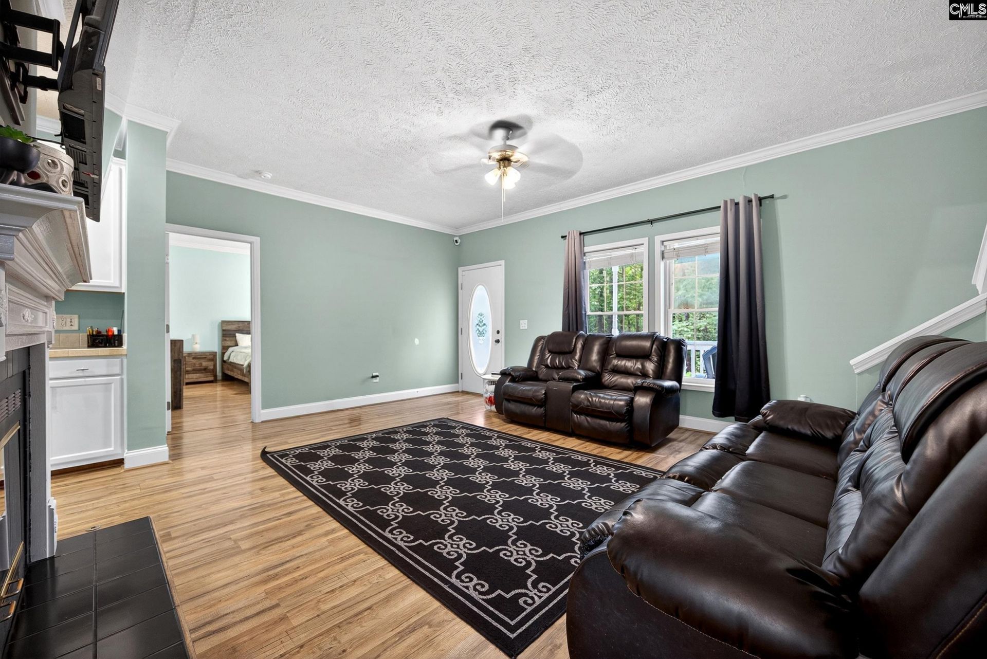 213 Lakeview Road  Photo 15