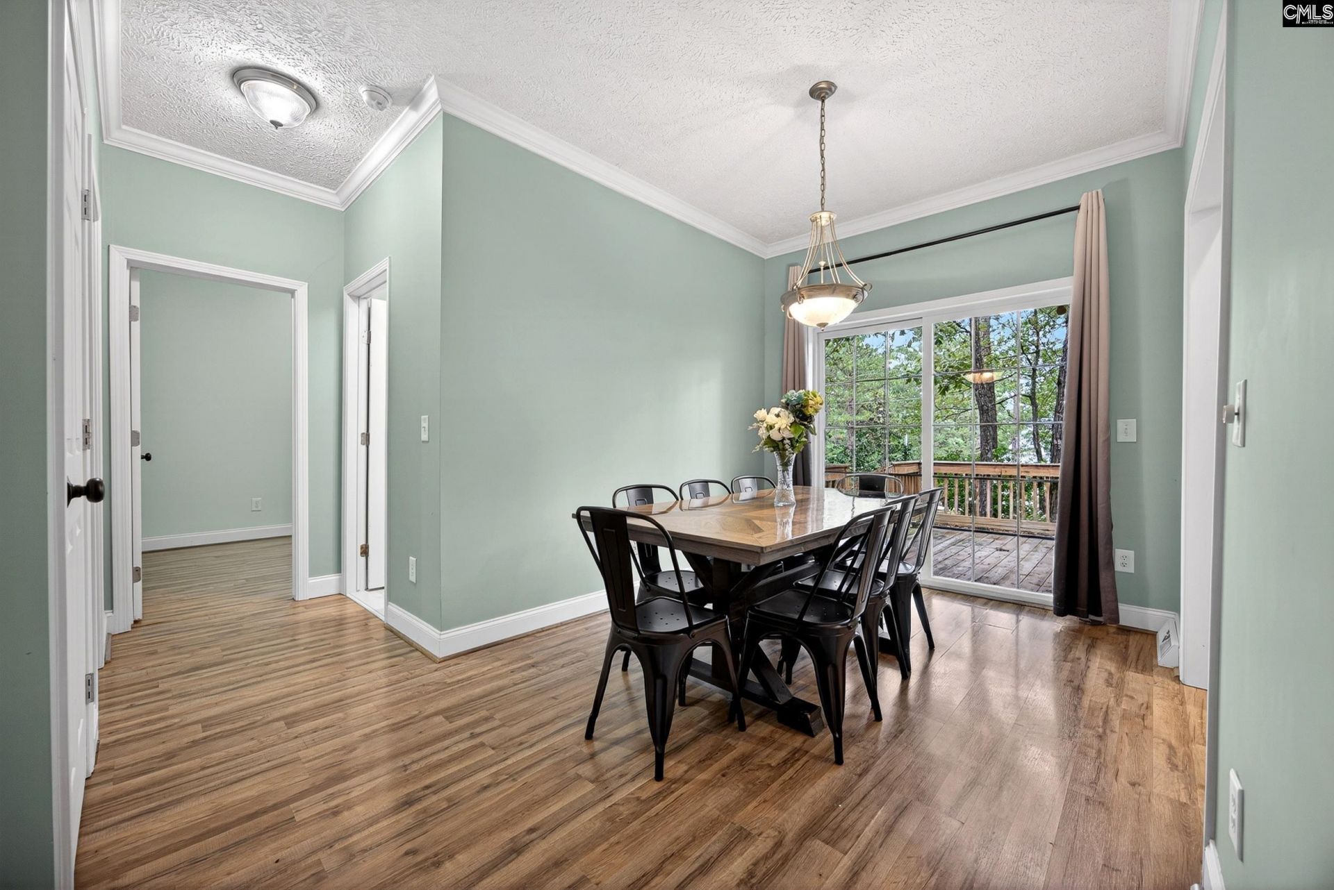 213 Lakeview Road  Photo 16